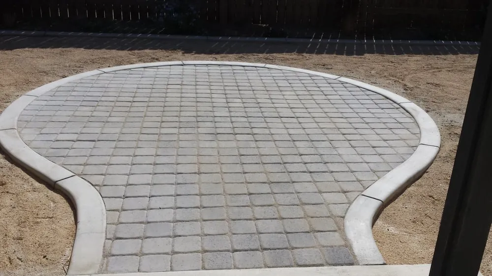 Top-rated outdoor landscaping experts serving Bakersfield, CA - Advanced Curbing