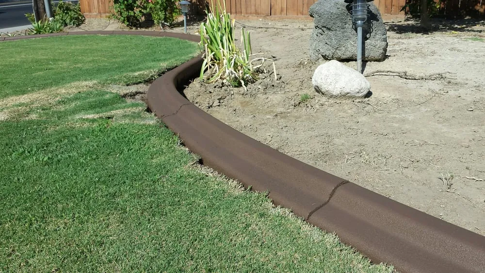 Trusted yard maintenance experts serving Bakersfield, CA - Advanced Curbing