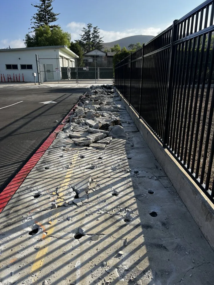 Trusted lawn care service near you across San Fernando Valley, CA - Advanced Demolition Contractors