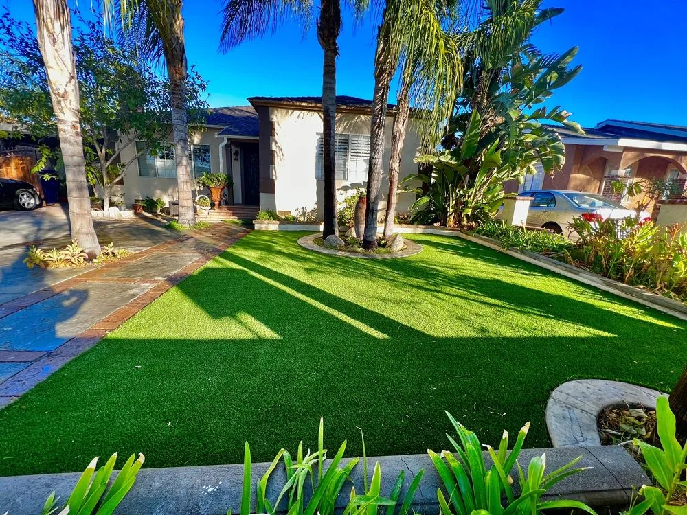 Top-rated garden landscaping experts serving San Fernando Valley, CA - Advanced Demolition Contractors