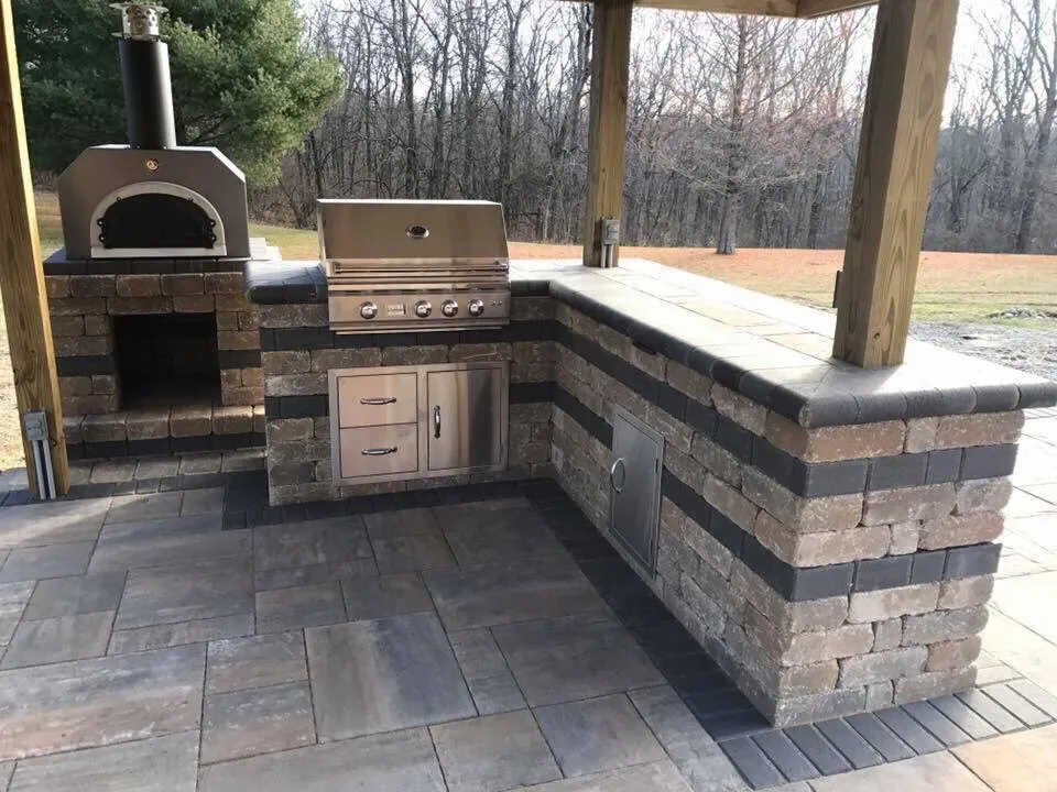 Top-rated lawn mowing service for year-round maintenance across La Grange, KY - Advanced Grounds Maintenance