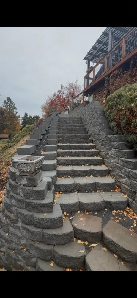 Custom outdoor landscaping experts serving Yakima, WA - Advanced Hardscapes