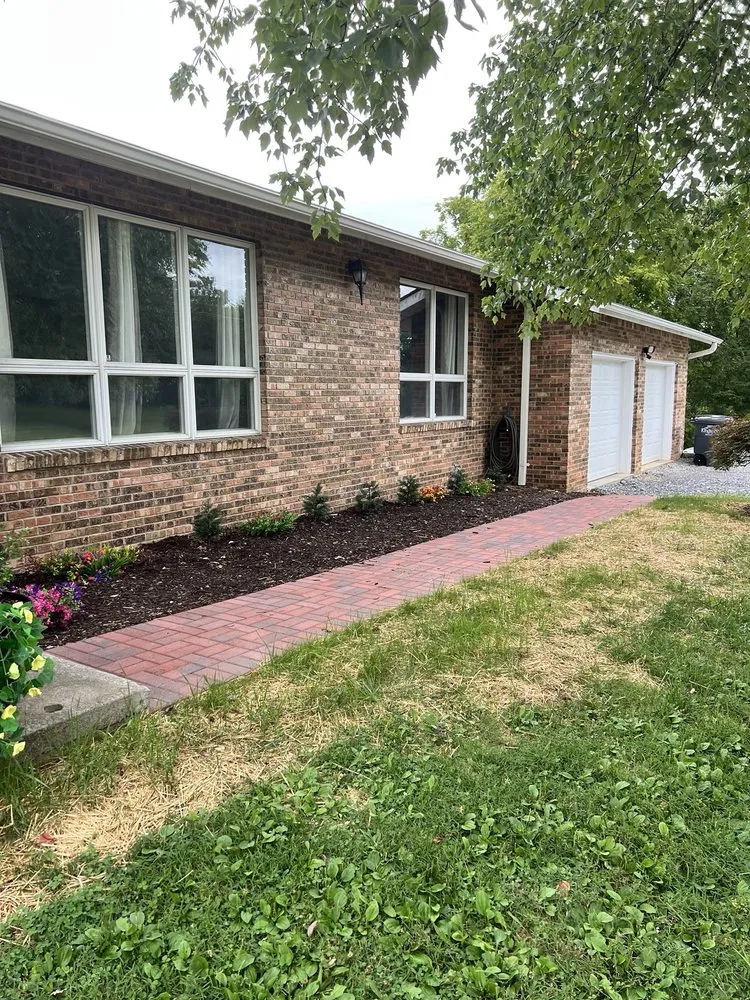 Top-rated landscaping services in Jonesborough, TN - Advanced Landscape and Lawn