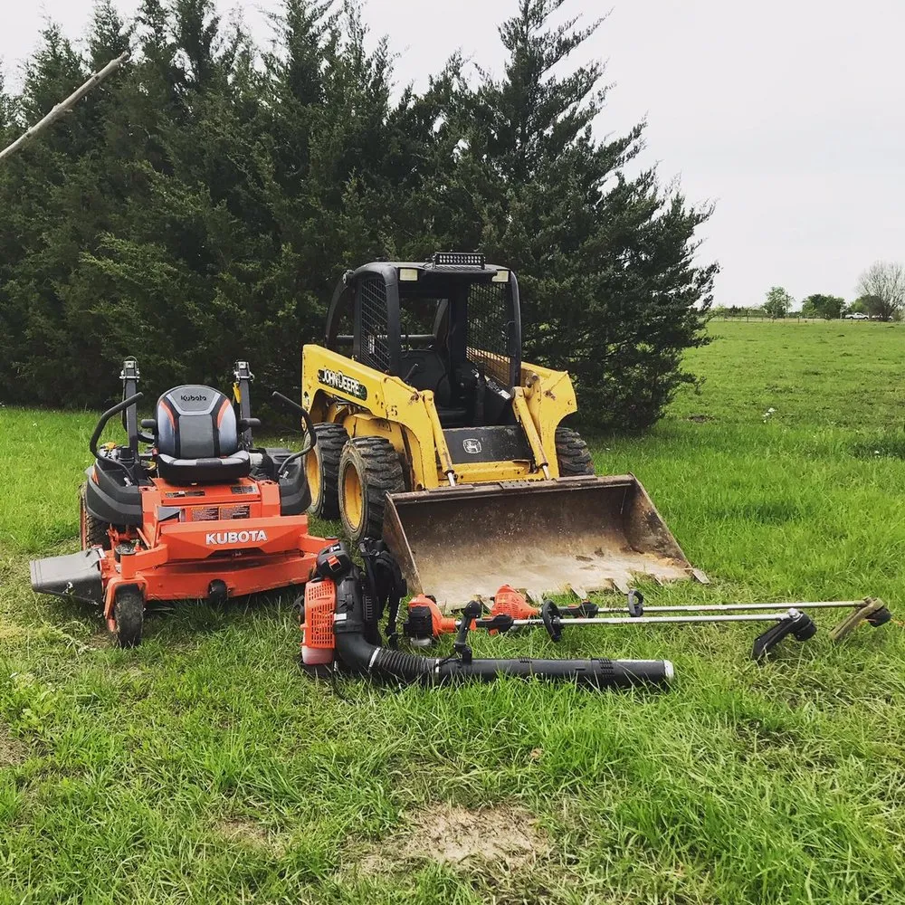 Local residential landscaping in Paris, TX by Advanced Landscape Enterprises