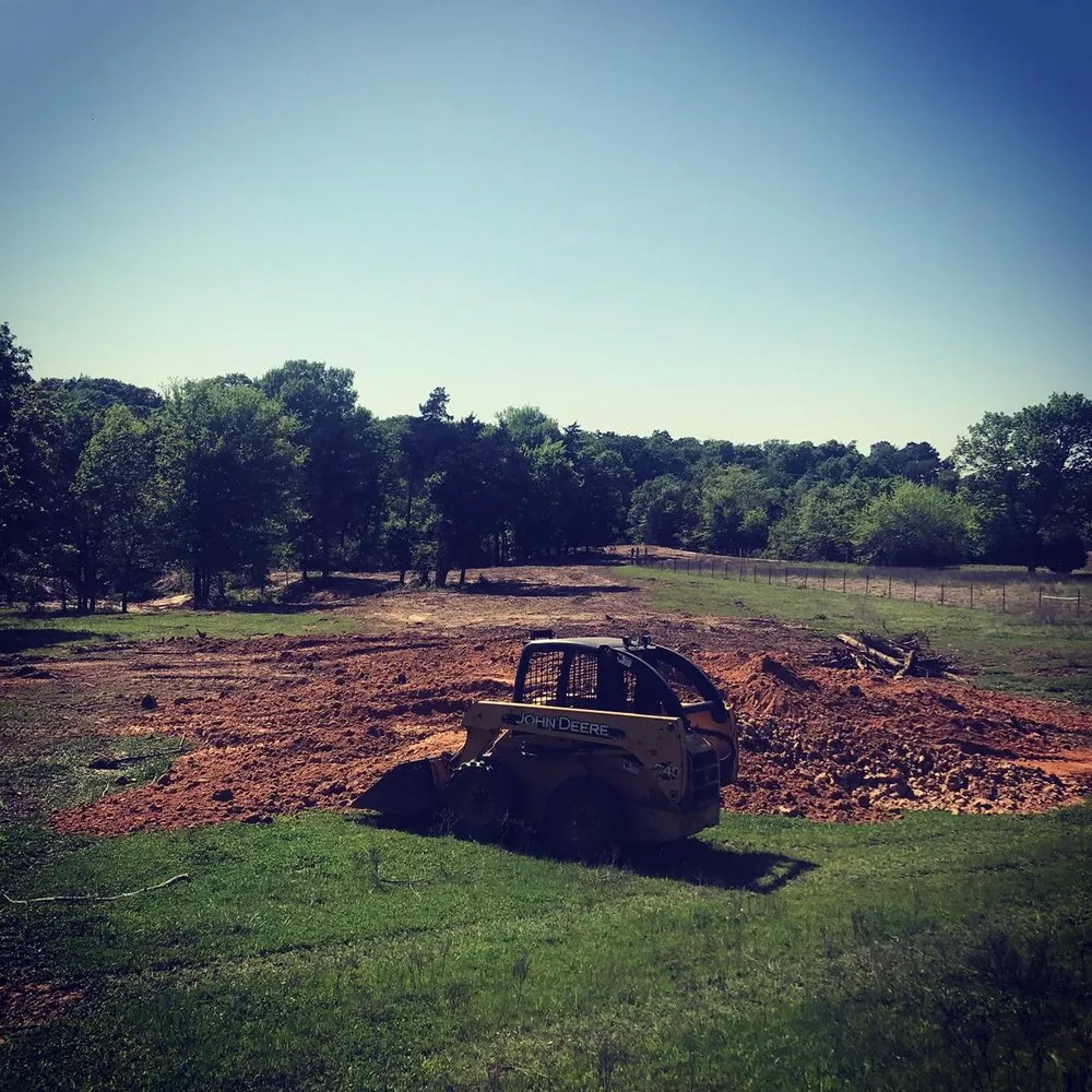 Expert yard maintenance in Paris, TX by Advanced Landscape Enterprises