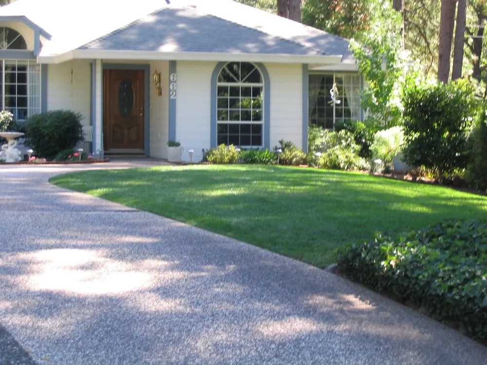 Top-rated landscape installation experts serving Grants Pass, OR - Advanced Landscape Maintenance