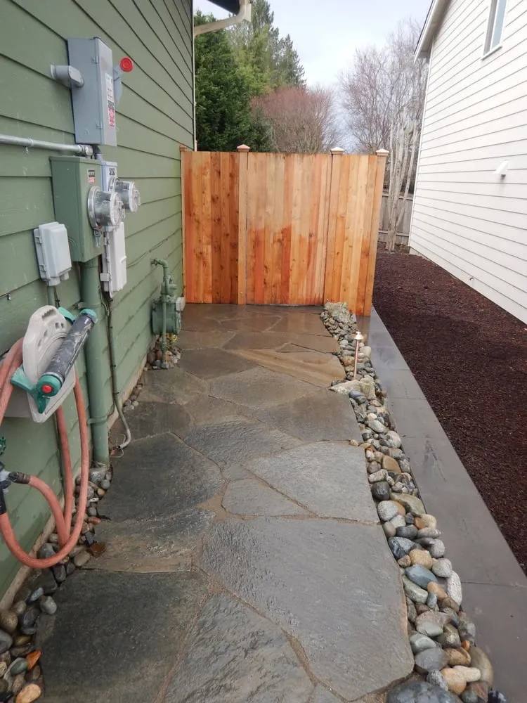 Trusted yard maintenance in Snohomish, WA by Advanced Landscape Management
