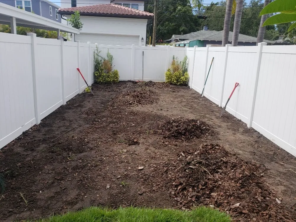 Top-rated lawn mowing service experts serving Saint Petersburg, FL - Advanced landscape