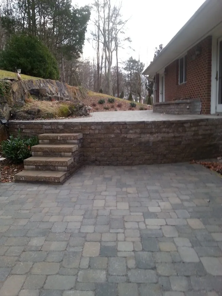 Affordable landscape design in Morristown, TN by Advanced Landscape Services