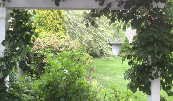 Reliable garden landscaping for residential properties in Duxbury, MA by Advanced Landscaping