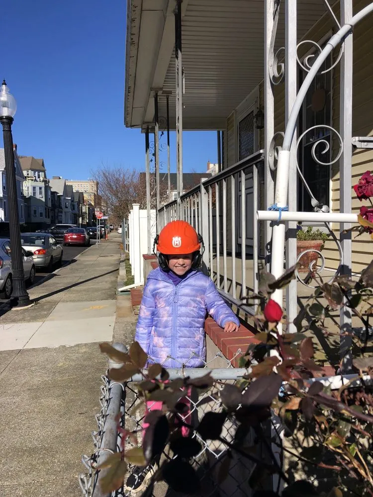 Reliable yard maintenance in Duxbury, MA by Advanced Landscaping