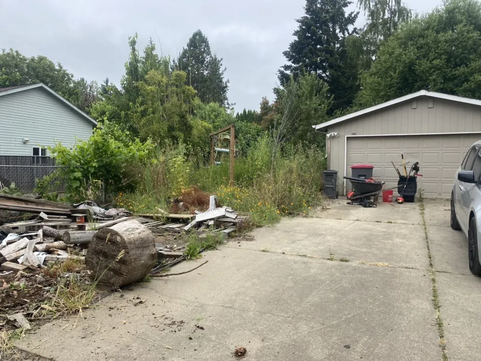 Expert landscaping services in Amity, OR - Advanced Lawn Care