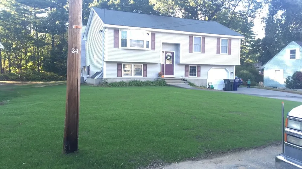 Top-rated lawn mowing service for homes in North Chelmsford, MA by Advanced Lawn Care