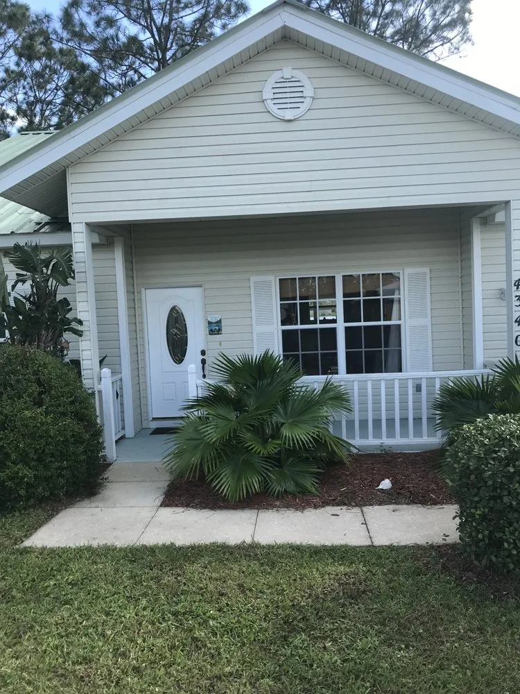 Reliable landscaping services experts serving Sebring, FL - Advanced Lawn care