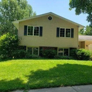 Top-rated lawn mowing service for year-round maintenance across Rochester, MN - Advanced Lawn Services