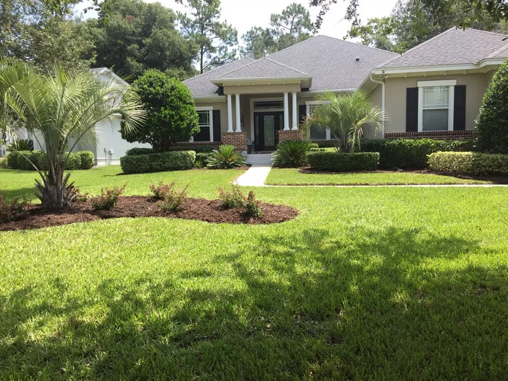 Reliable lawn care service experts serving Fleming Island, FL - Advanced Lawn Technology
