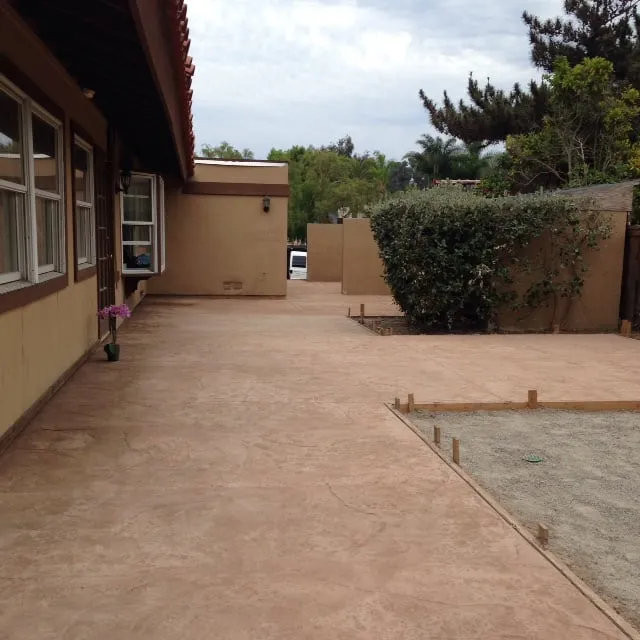 Custom lawn care service experts serving Dana Point, CA - Advanced Pacific Landscape