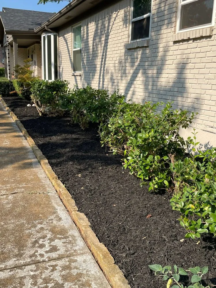 Local garden landscaping experts serving Crandall, TX - Advanced Remodeling and Landscaping