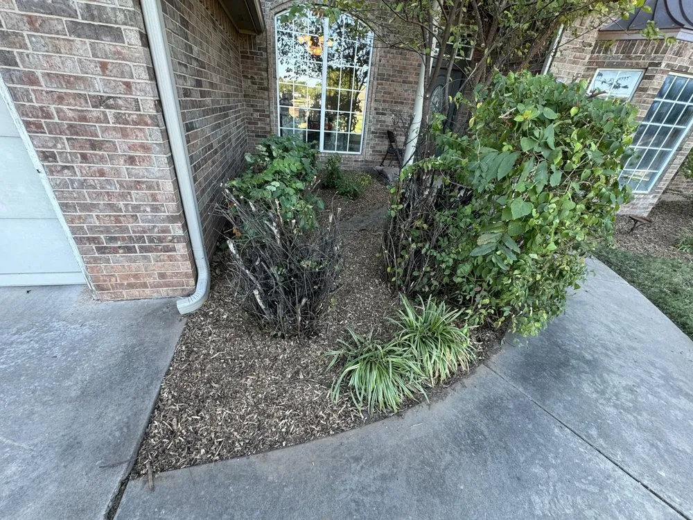 Professional lawn care service experts serving Stillwater, OK - Advanced Turf Services