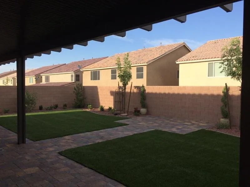 Trusted garden landscaping for year-round maintenance in Las Vegas, NV by Advantage Landscape