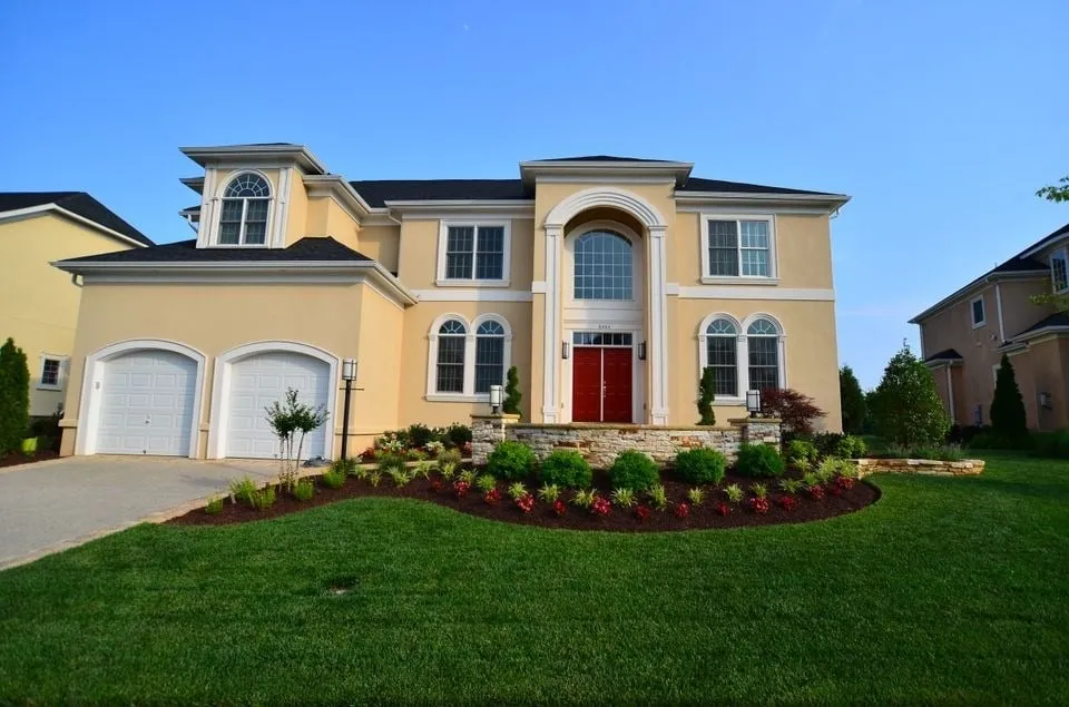 Professional landscaping services for beautiful yards across Haymarket, VA - Advantage Landscaping