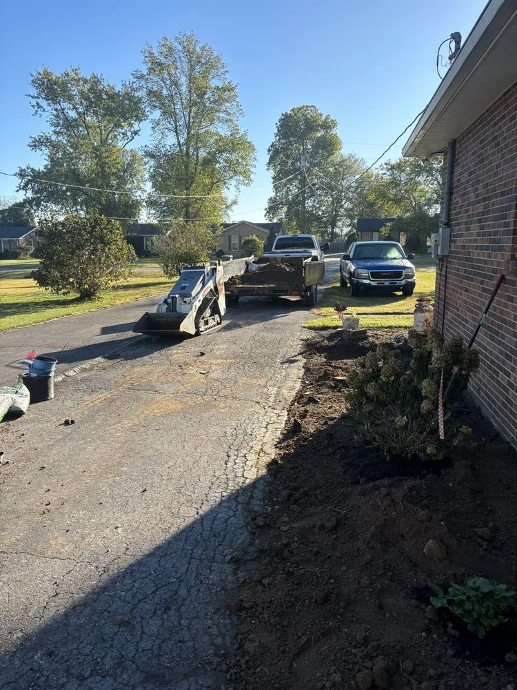 Expert lawn mowing service experts serving Lebanon, TN - Advantage Lawn and Landscape