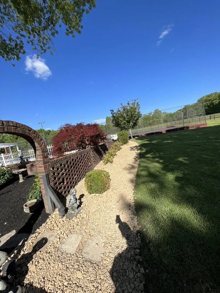 Expert lawn mowing service in Lebanon, TN - Advantage Lawn and Landscape
