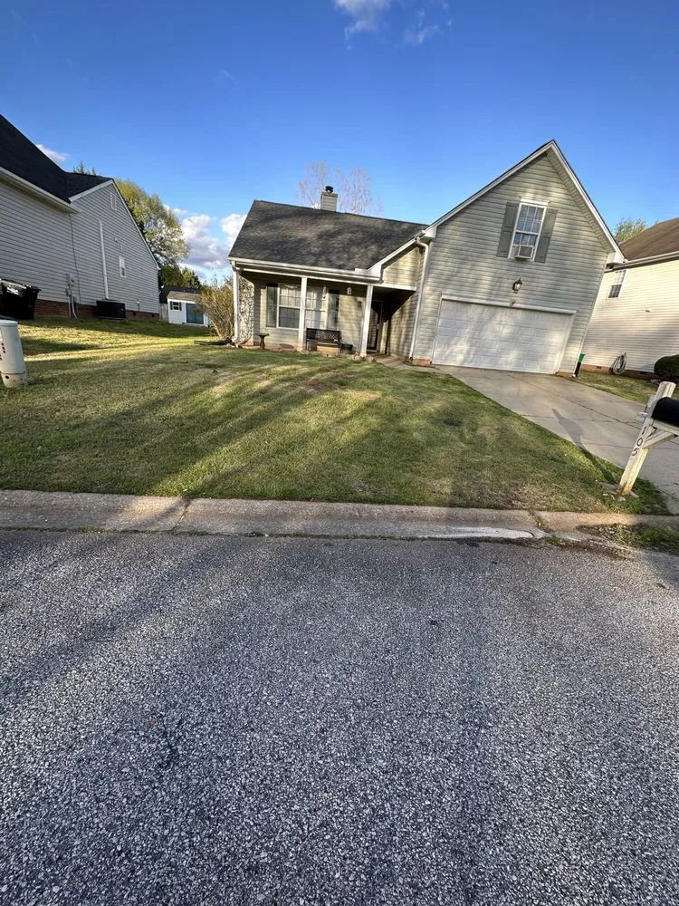 Custom landscape design experts serving Simpsonville, SC - Advantage Lawn Care