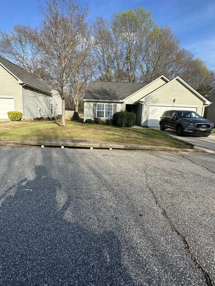 Reliable lawn mowing service for beautiful yards in Simpsonville, SC by Advantage Lawn Care