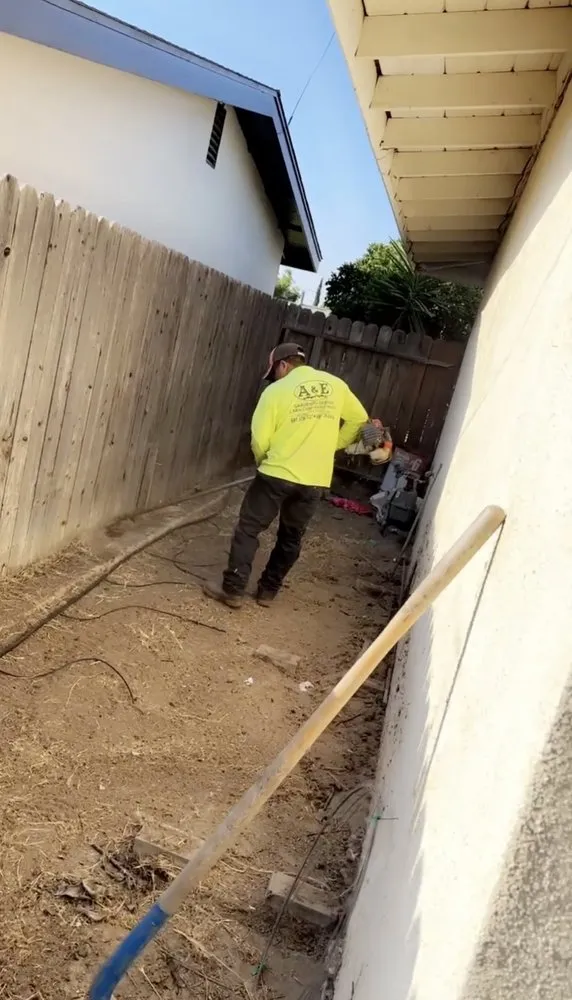 Affordable yard cleanup service experts serving Bakersfield, CA - A&E Gardening Service