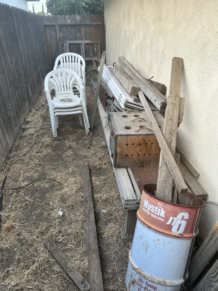 Expert lawn care service in Bakersfield, CA by A&E Gardening Service