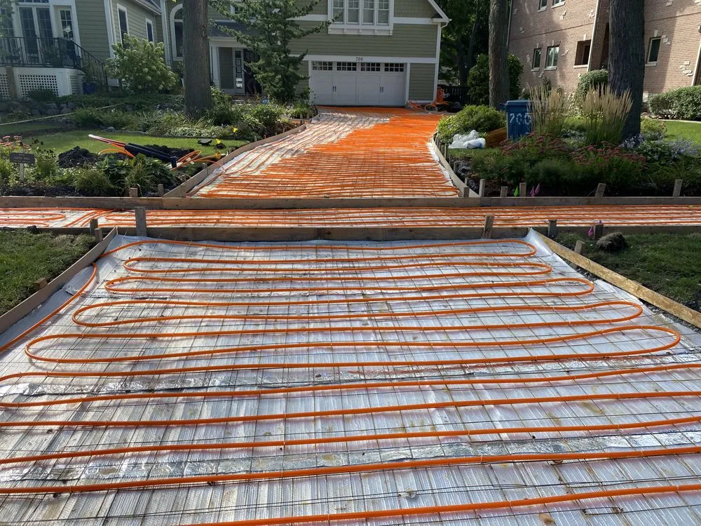 Reliable yard cleanup service in Chicago, IL - A&E Landscaping