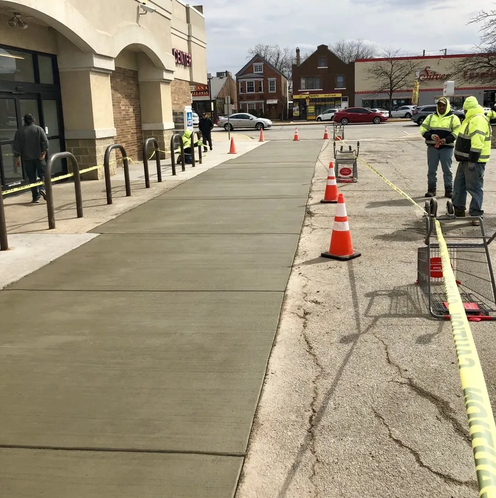 Custom lawn care service in Chicago, IL by A&E Landscaping