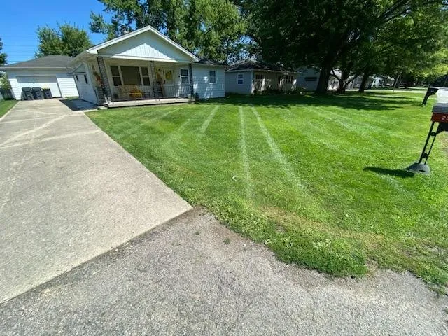 Reliable residential landscaping in Anderson, IN - A&E Lawn Care