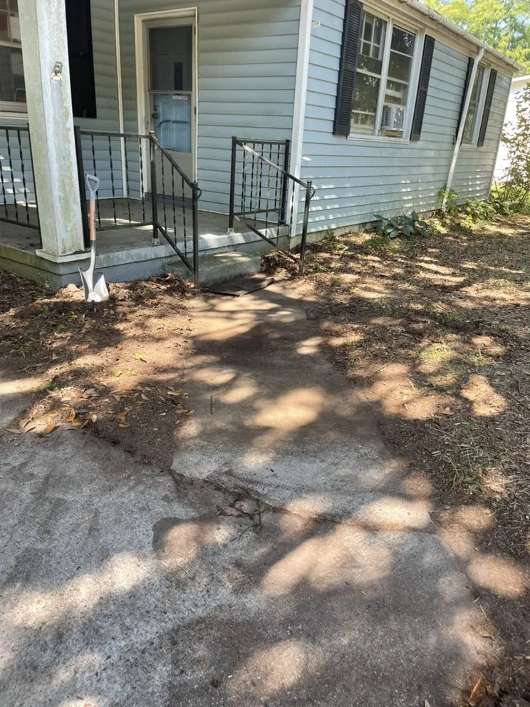 Local lawn mowing service experts serving Rowland, NC - A&E Lawn Mowing Service