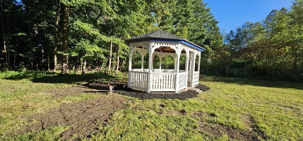 Affordable yard maintenance experts serving Waterbury, CT - A&E Service