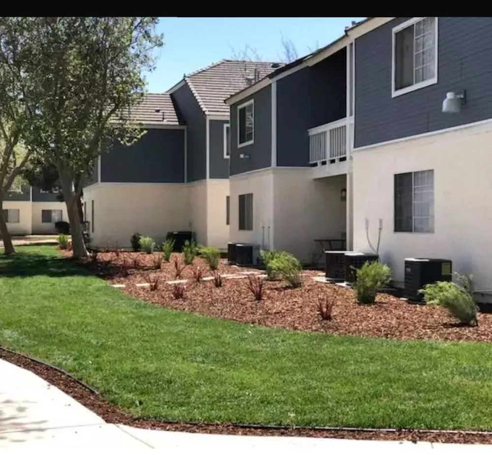 Reliable residential landscaping in Costa Mesa, CA - AEI Landscaping