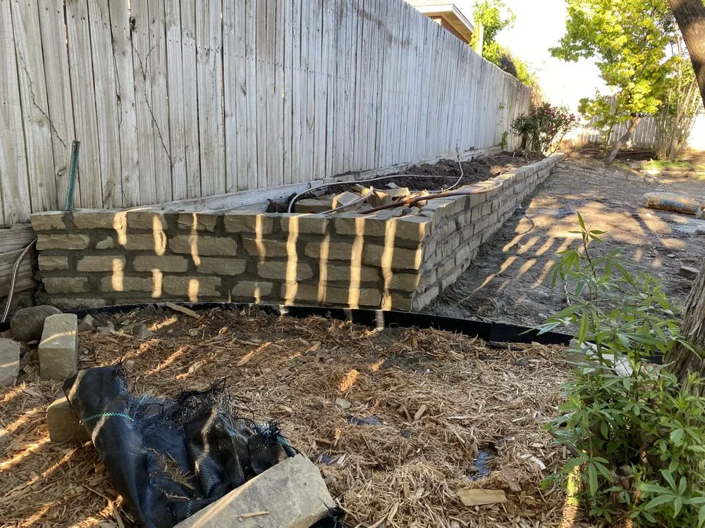 Professional residential landscaping for year-round maintenance across Dallas, TX - Aer irrigation & landscaping