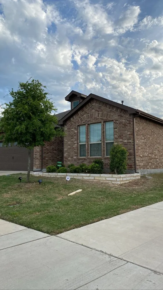 Top-rated outdoor landscaping for beautiful yards in Dallas, TX by Aer irrigation & landscaping