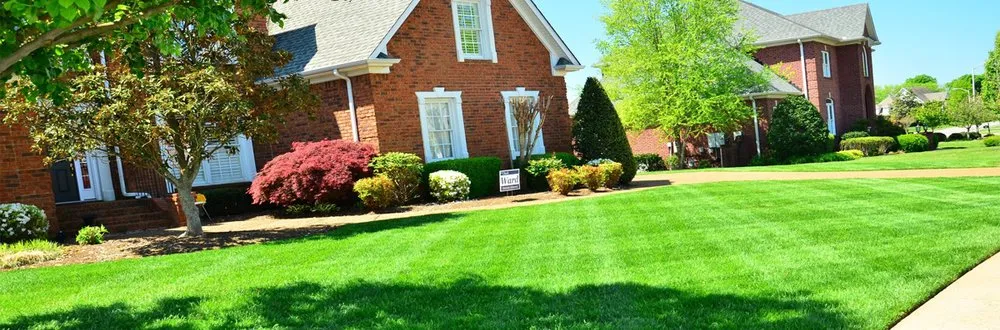 Expert garden landscaping in Vidalia, GA by AER Lawn Services and Maintenance