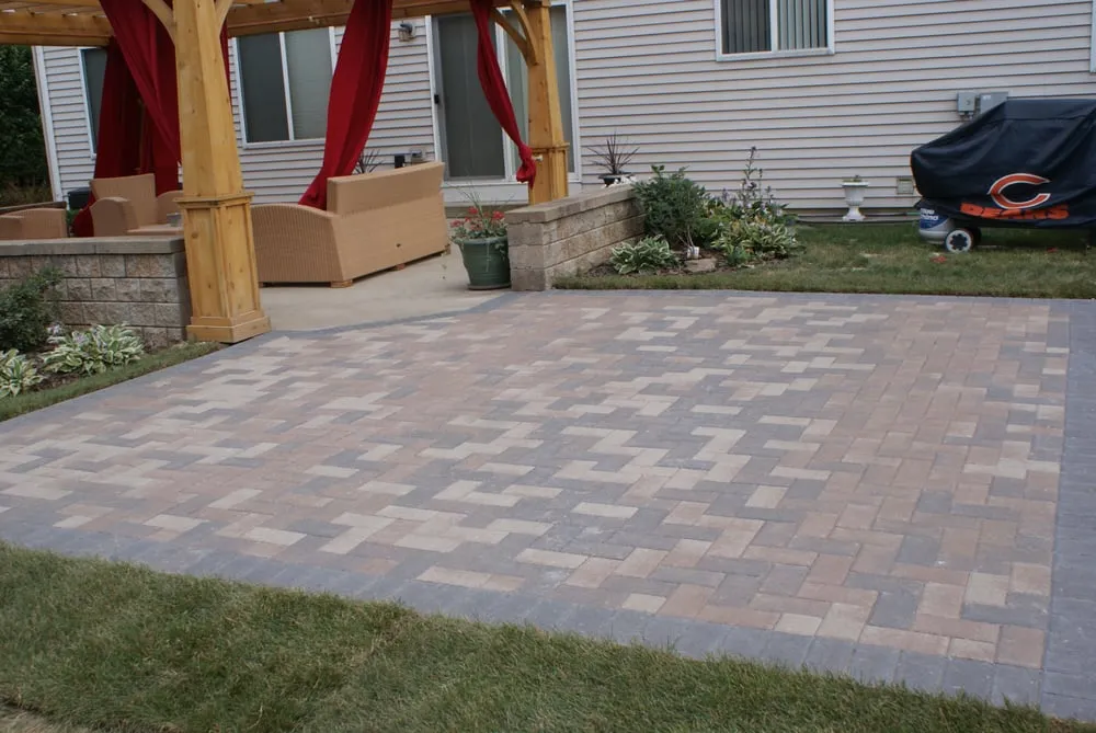 Trusted garden landscaping in Bolingbrook, IL - Aerate-1 Landscaping & Ponds