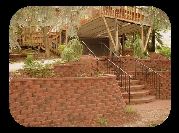 Trusted yard maintenance in Holland, MI - Aesthetic Gardener