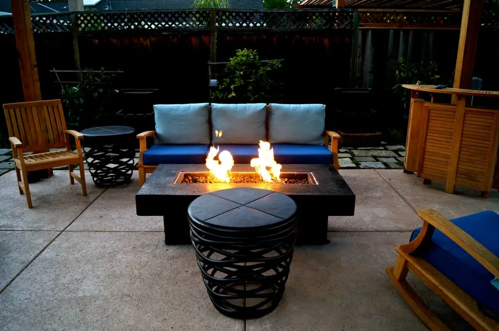 Expert yard maintenance in Mountain View, CA - Aesthetic Gardens