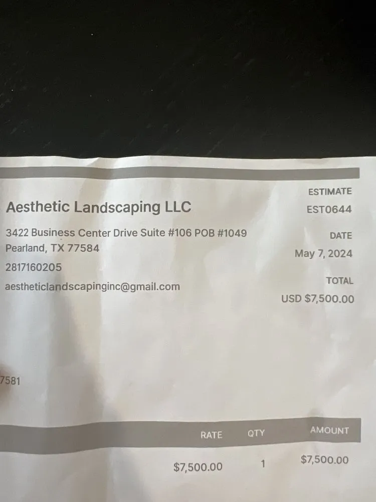 Affordable yard cleanup service with custom design in Houston, TX by Aesthetic Landscaping