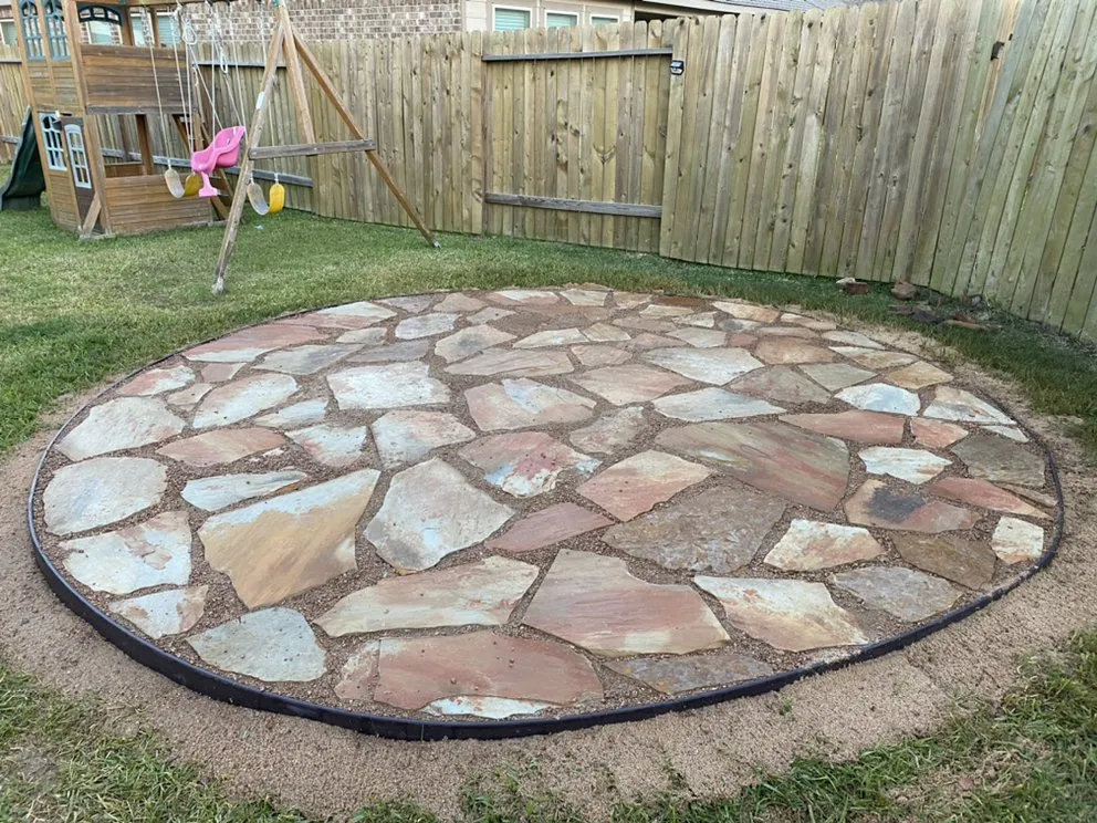 Reliable lawn care service in Houston, TX - Aesthetic Landscaping