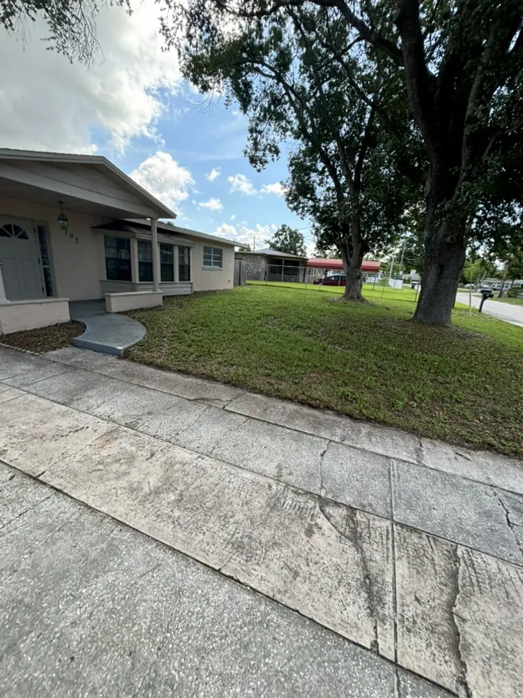 Trusted garden landscaping in Polk City, FL by Aesthetic Lawn care