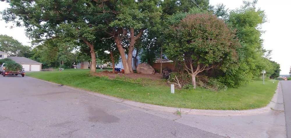 Affordable landscape design in Farmington, MN - AEW Outdoor Services