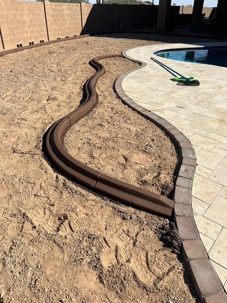 Top-rated yard cleanup service in Glendale, AZ by Affordable Curbing