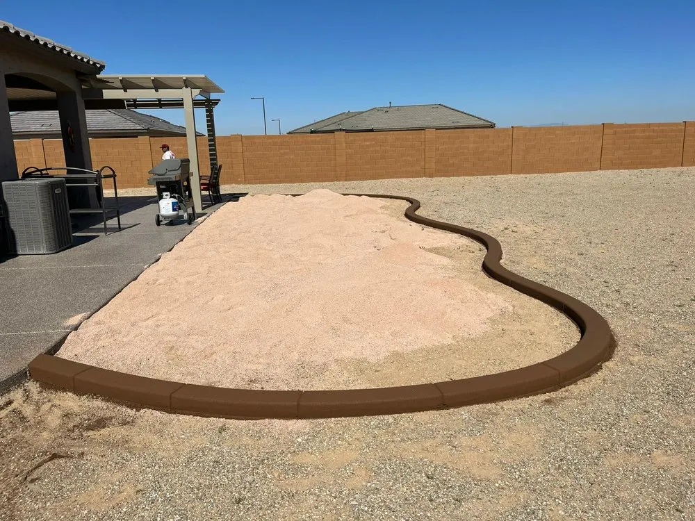 Local yard maintenance for residential properties in Glendale, AZ by Affordable Curbing