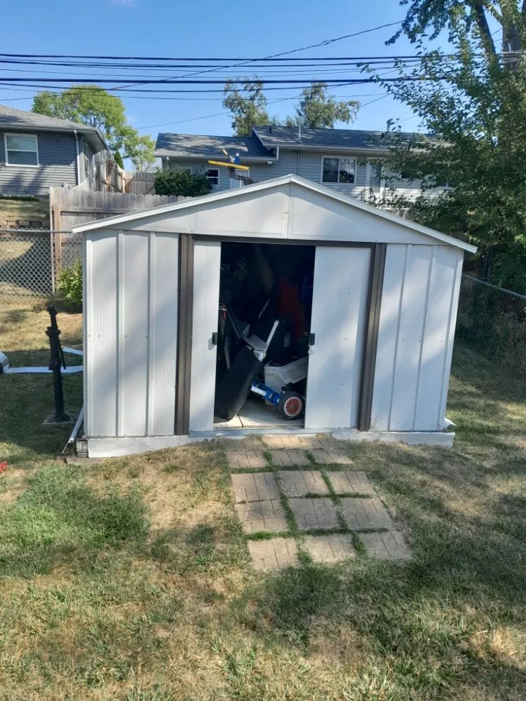 Custom landscape installation for homes across Cedar Rapids, IA - Affordable cut & go pro